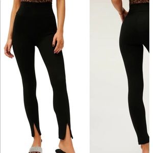 Good American Boss Skinny Pants